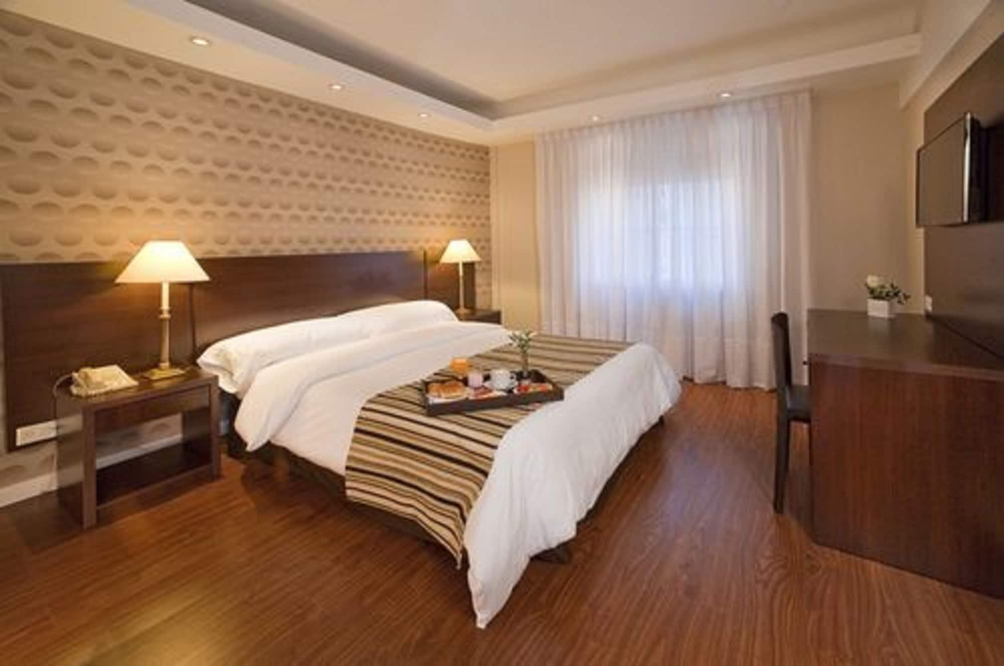 Hotel Dorá Buenos Aires Buitenkant foto